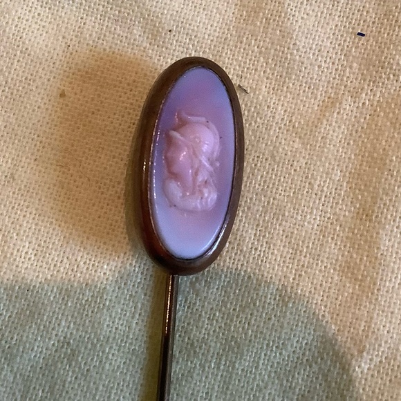Vintage Helmeted Greco-Roman Bust Cameo Stick Pin - Picture 3 of 7